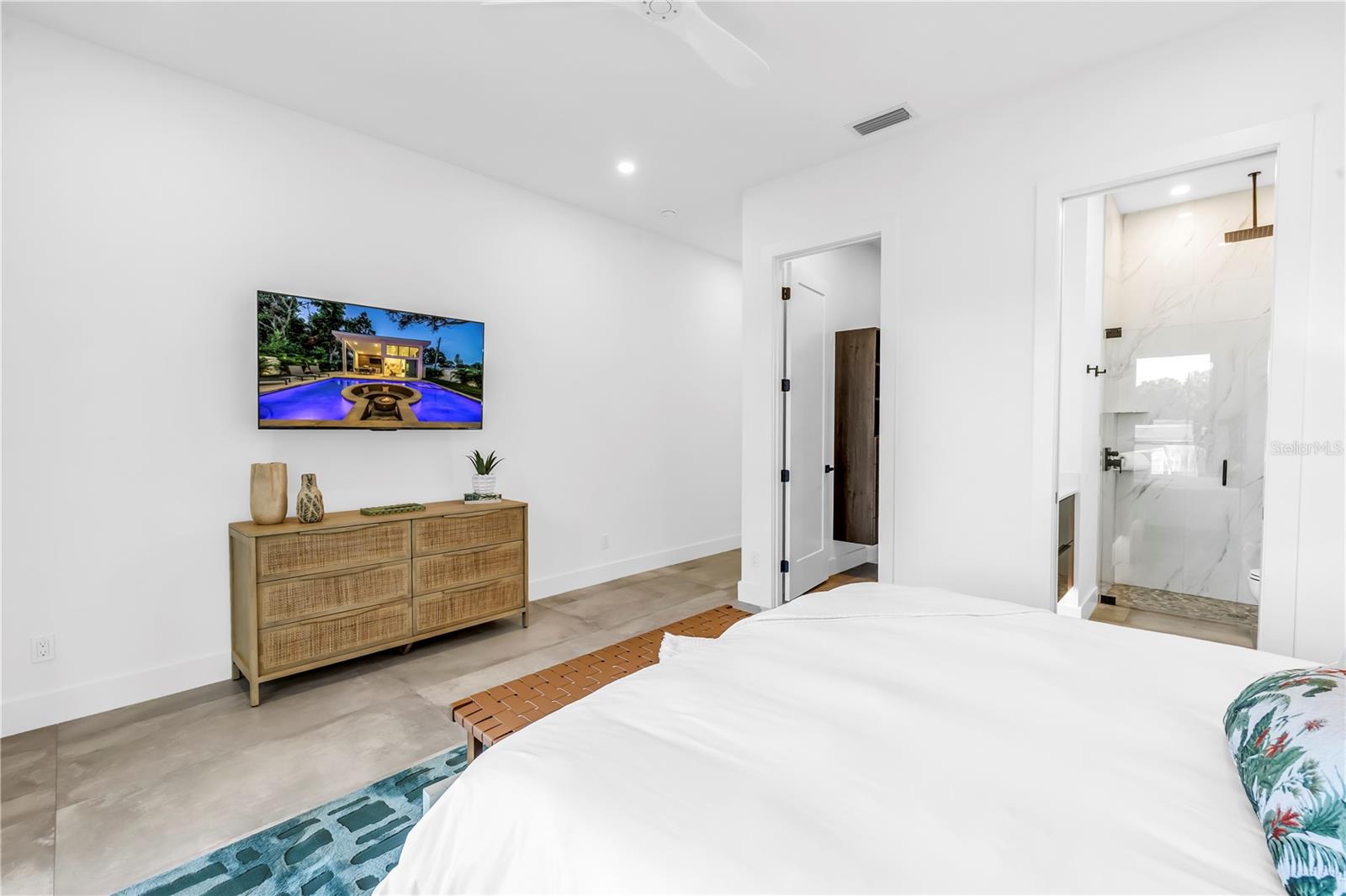 AKIN ACRES - Residential