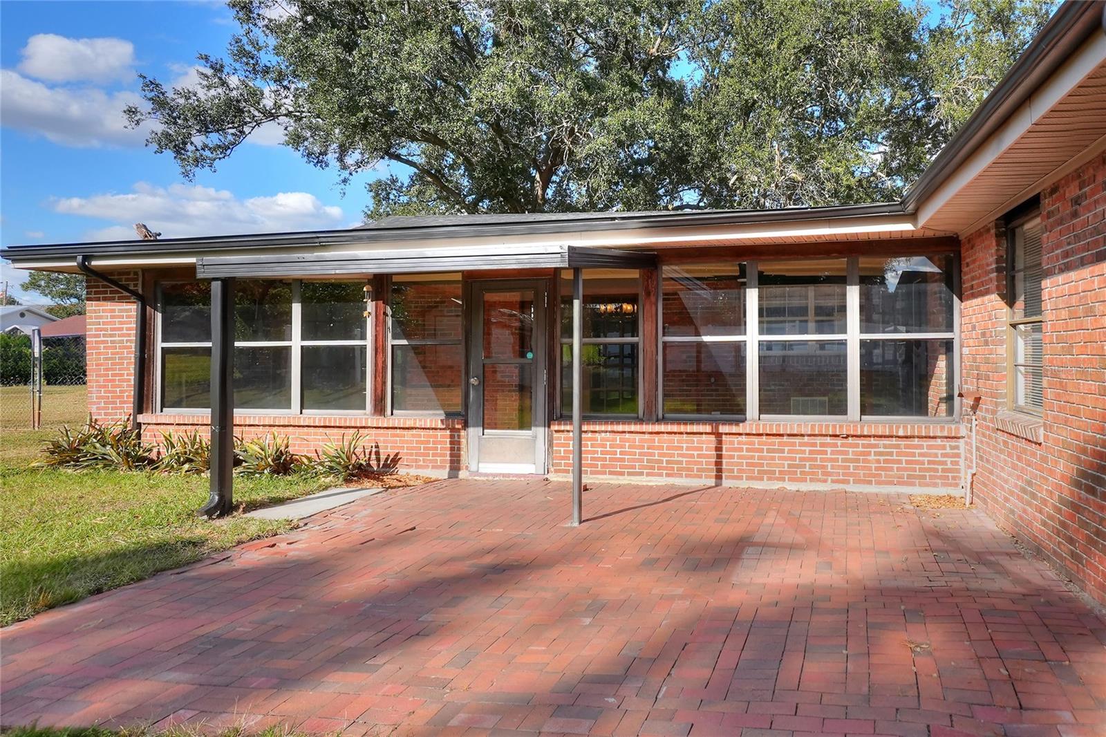 DOGWOOD ESTS 1 PB 64 PG 5 - Residential