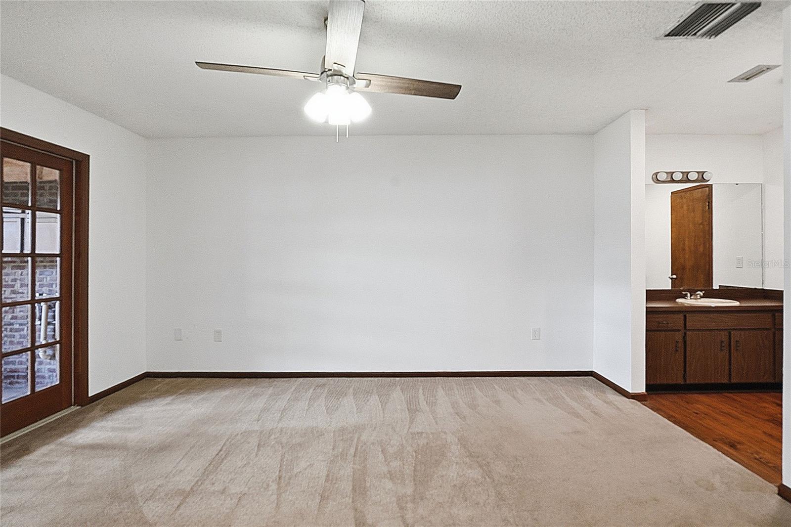 DOGWOOD ESTS 1 PB 64 PG 5 - Residential