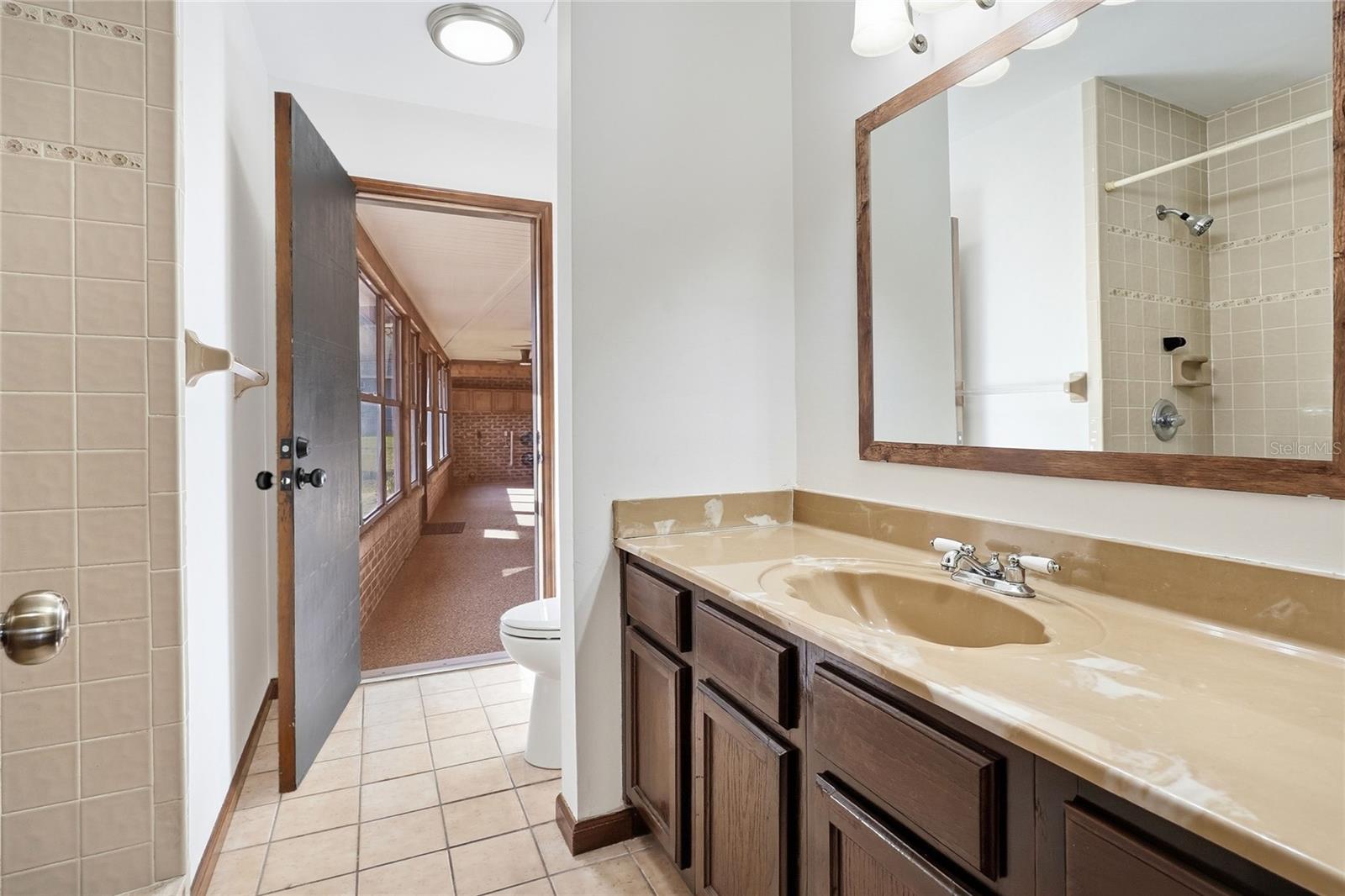 DOGWOOD ESTS 1 PB 64 PG 5 - Residential