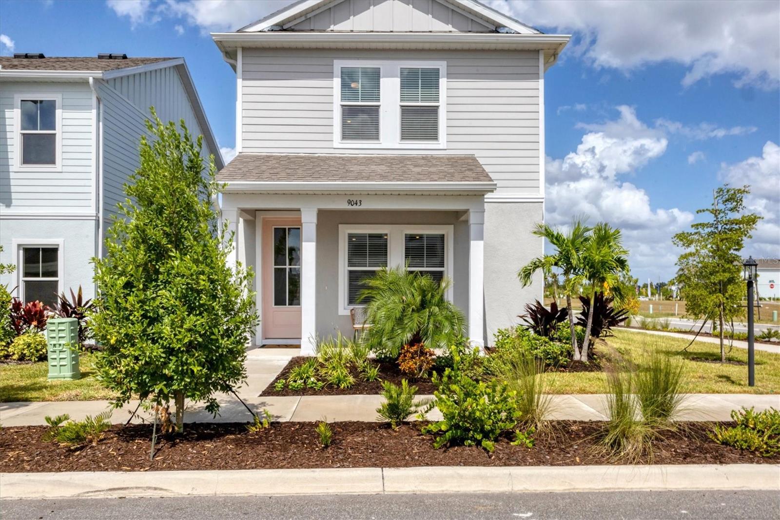 BUNGALOW WALK LAKEWOOD RANCH N - Residential Lease