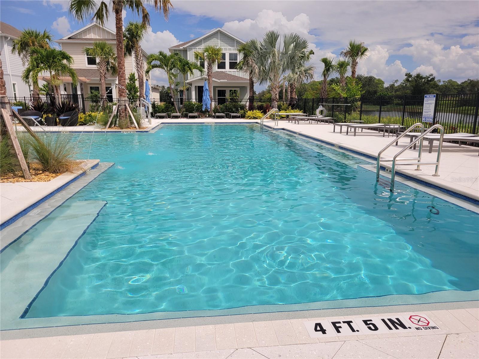 BUNGALOW WALK LAKEWOOD RANCH N - Residential Lease