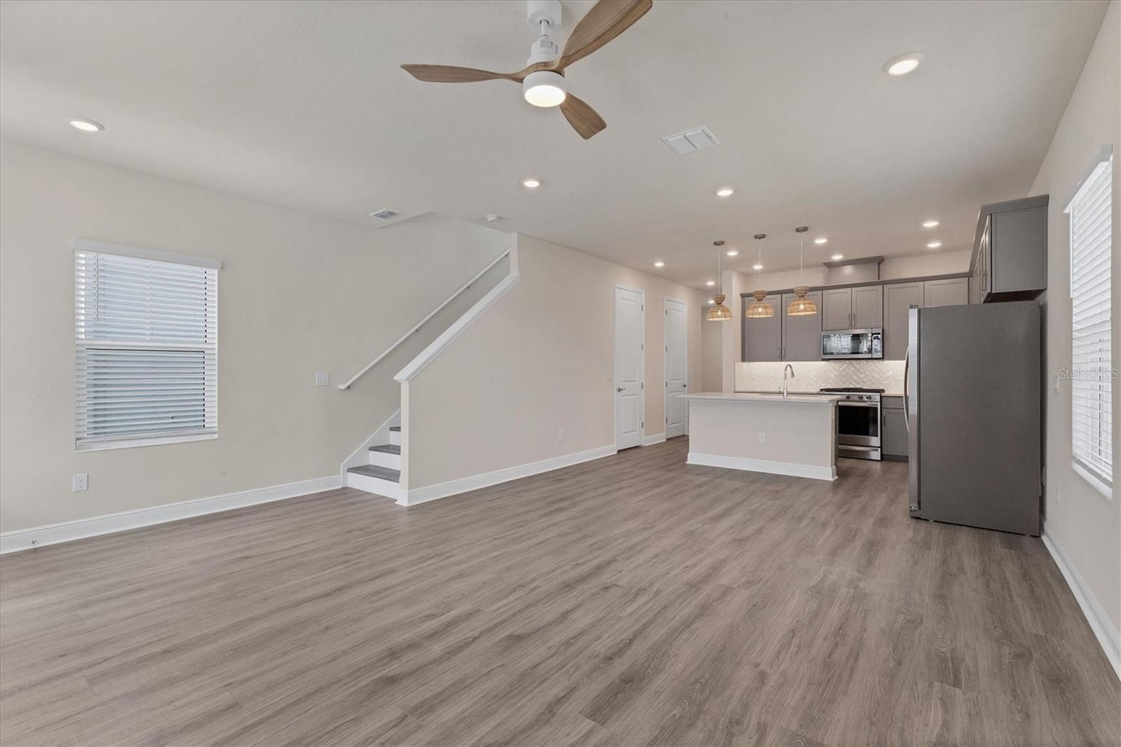 BUNGALOW WALK LAKEWOOD RANCH N - Residential Lease