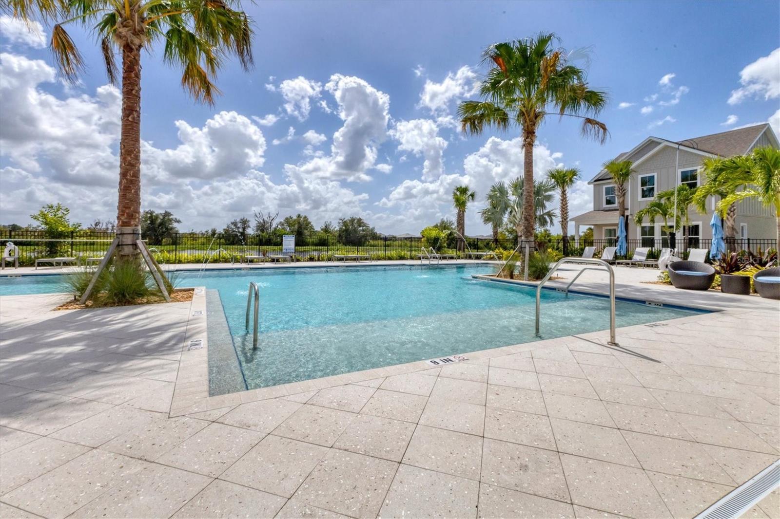 BUNGALOW WALK LAKEWOOD RANCH N - Residential Lease