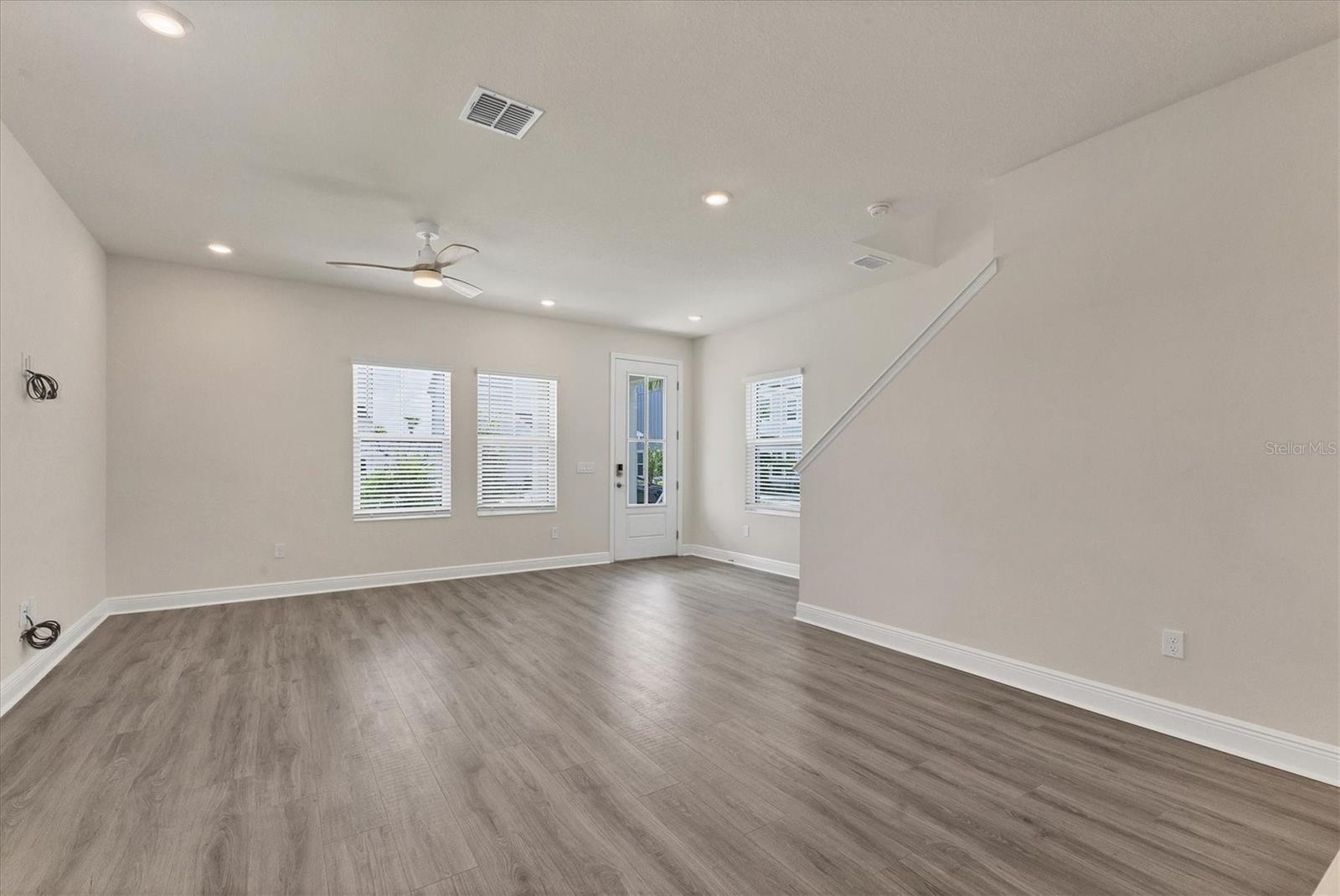 BUNGALOW WALK LAKEWOOD RANCH N - Residential Lease