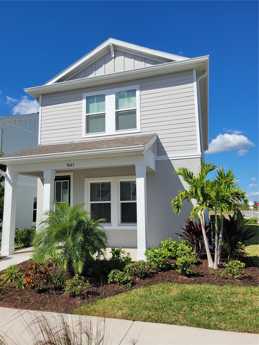 BUNGALOW WALK LAKEWOOD RANCH N - Residential Lease