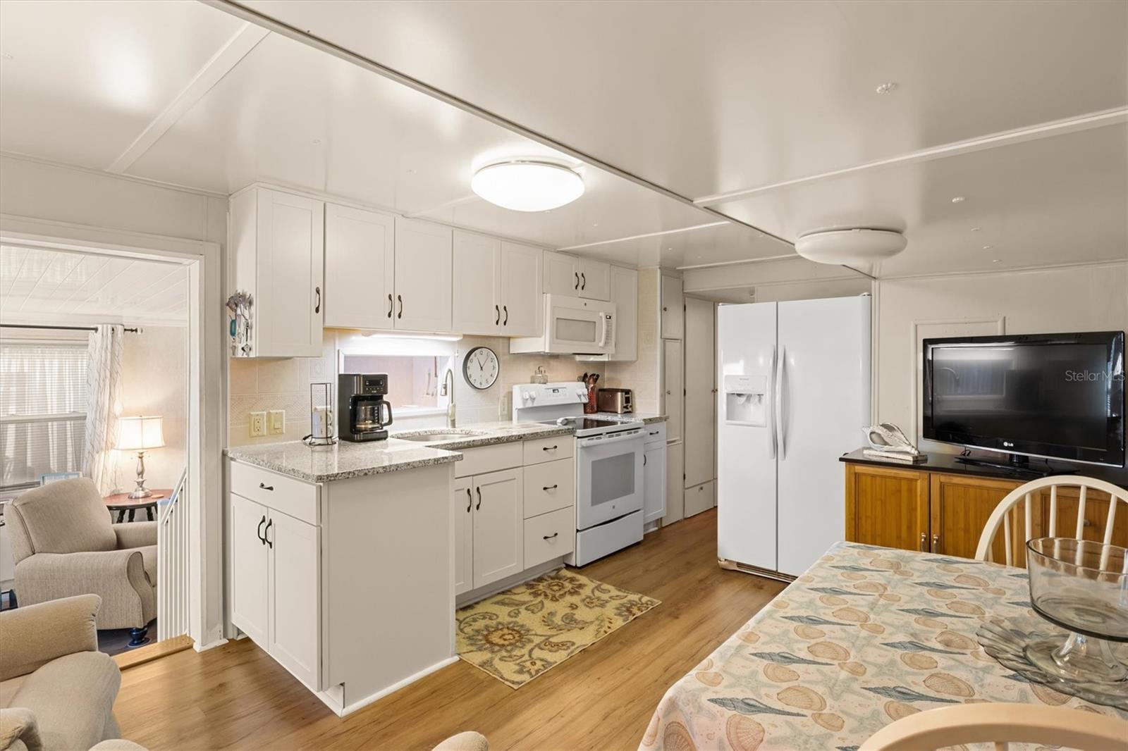 FAIRVIEW VILLAGE - Residential