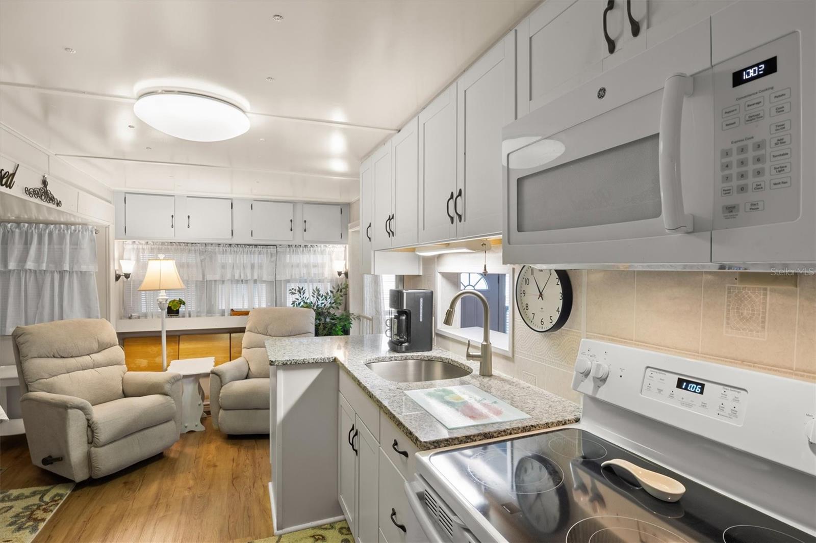 FAIRVIEW VILLAGE - Residential