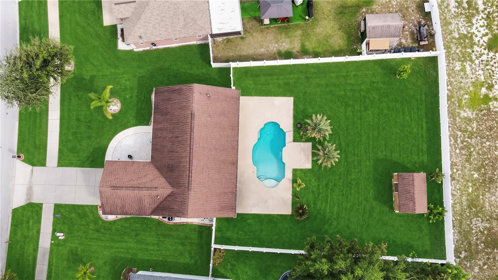220 VALLEY EDGE DRIVE