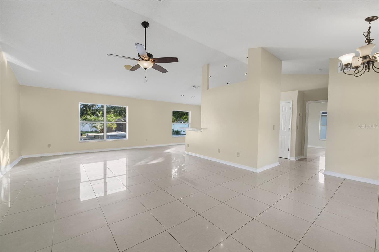 220 VALLEY EDGE DRIVE