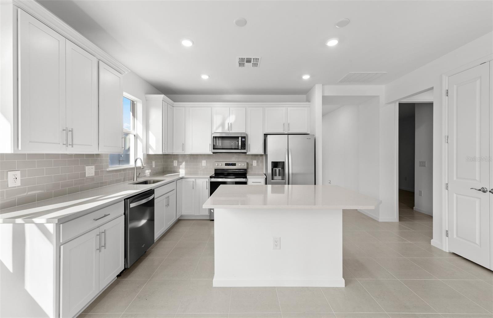 LEGACY GROVES PHASE 1 - Residential
