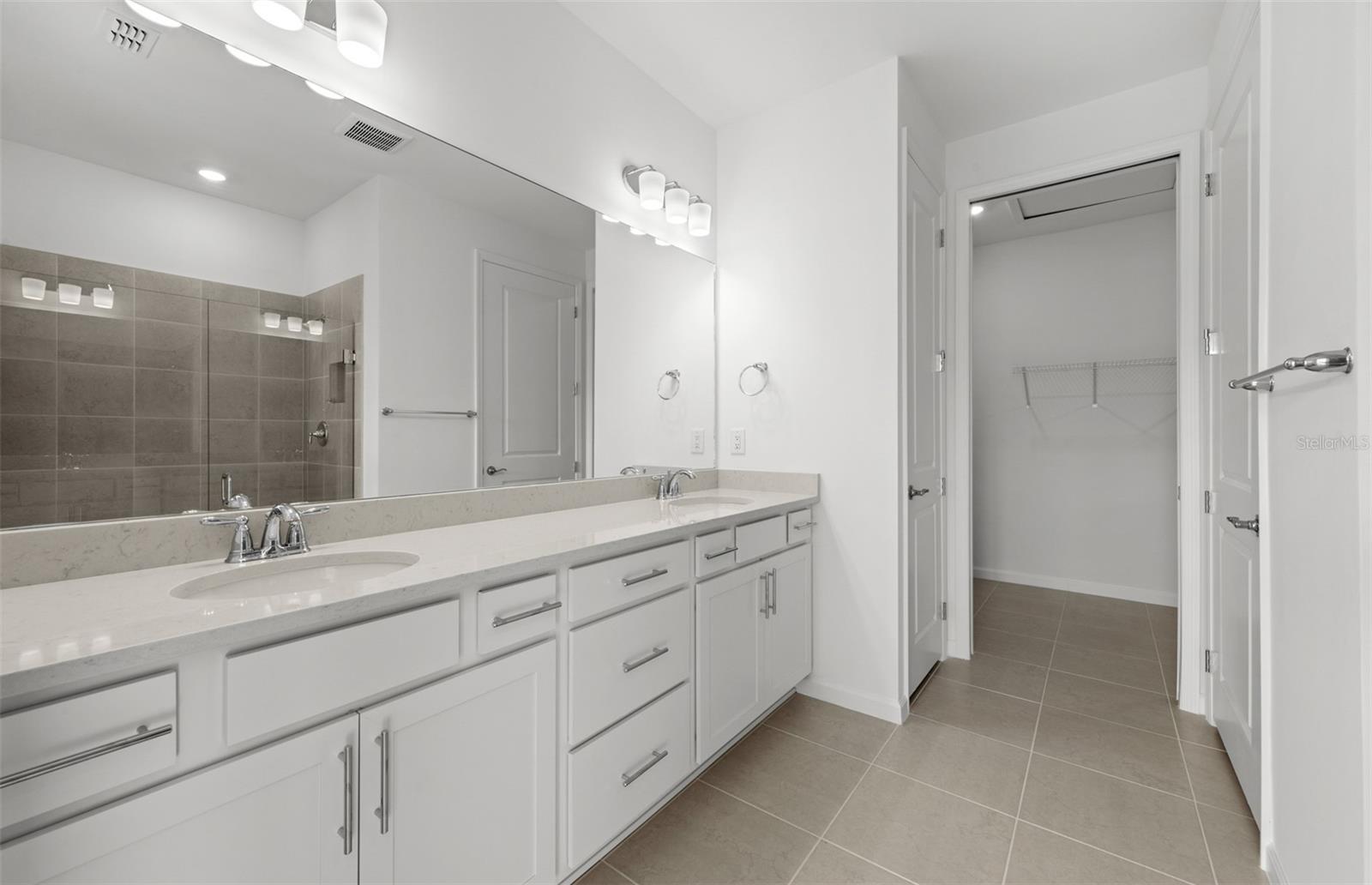 LEGACY GROVES PHASE 1 - Residential
