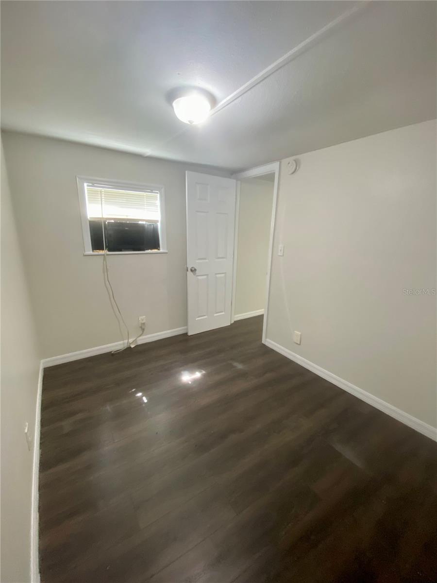 ACREAGE & UNREC - Residential Lease