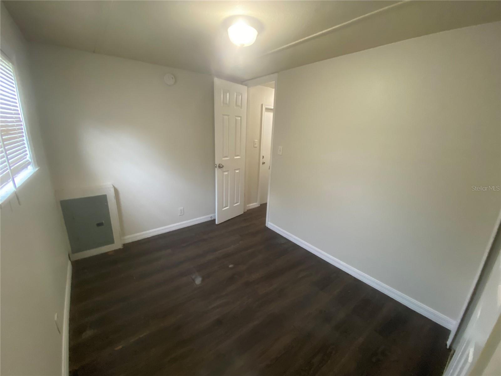 ACREAGE & UNREC - Residential Lease