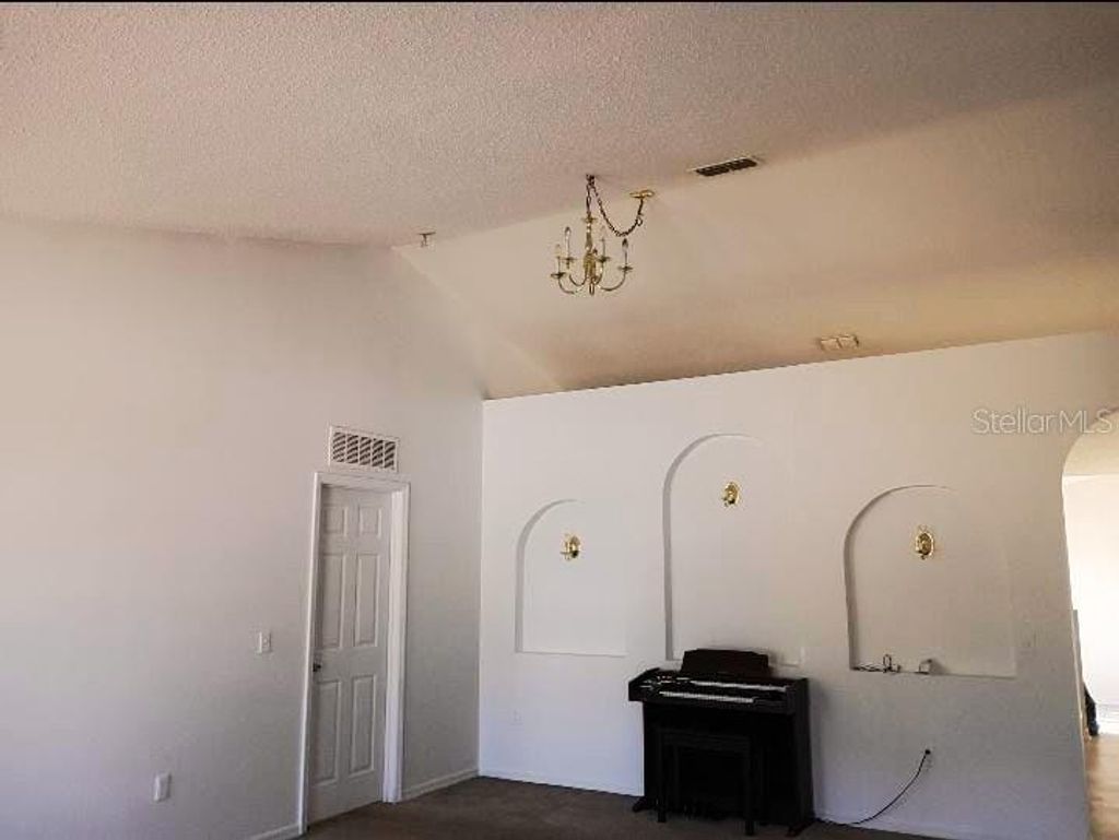 Photo of 10367 Flycatcher Road, Brooksville, FL 34613 (MLS # O6375576)