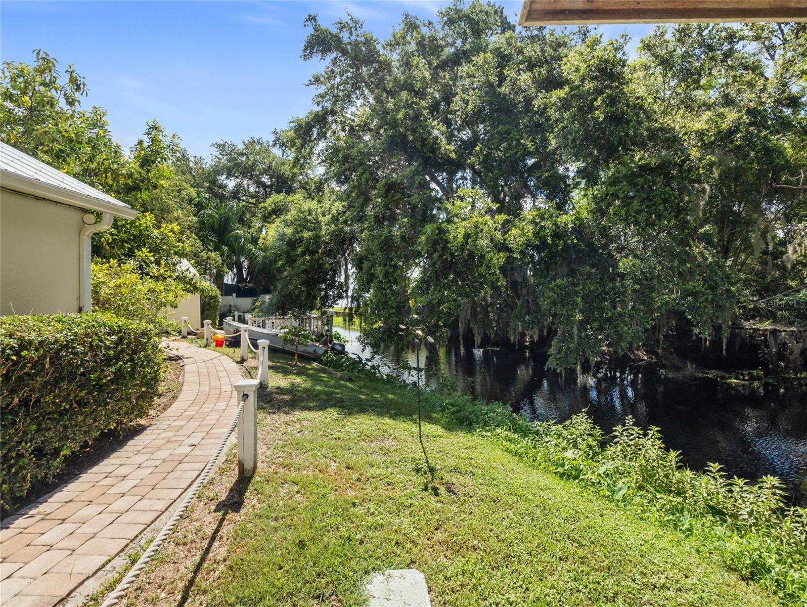 CRYSTAL COVE - Residential