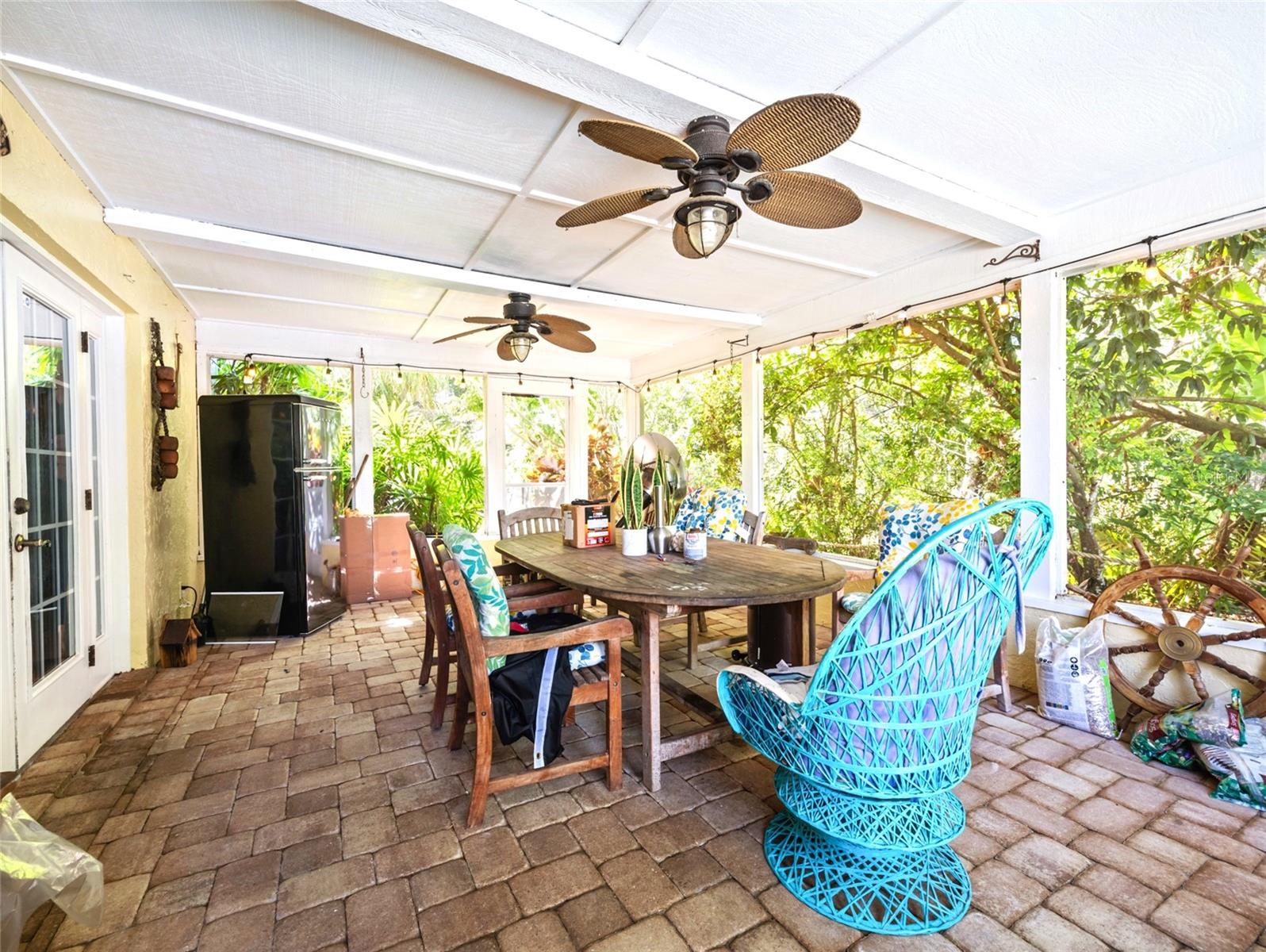 CRYSTAL COVE - Residential