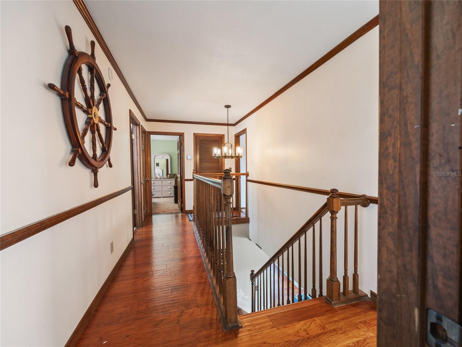 CRYSTAL COVE - Residential