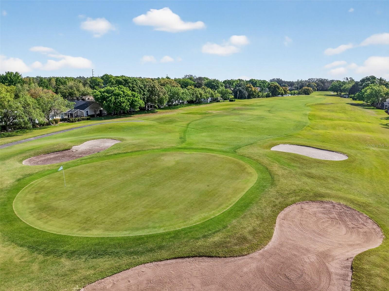 MOUNT DORA COUNTRY CLUB MOUNT DORA PH 02-1 - Residential