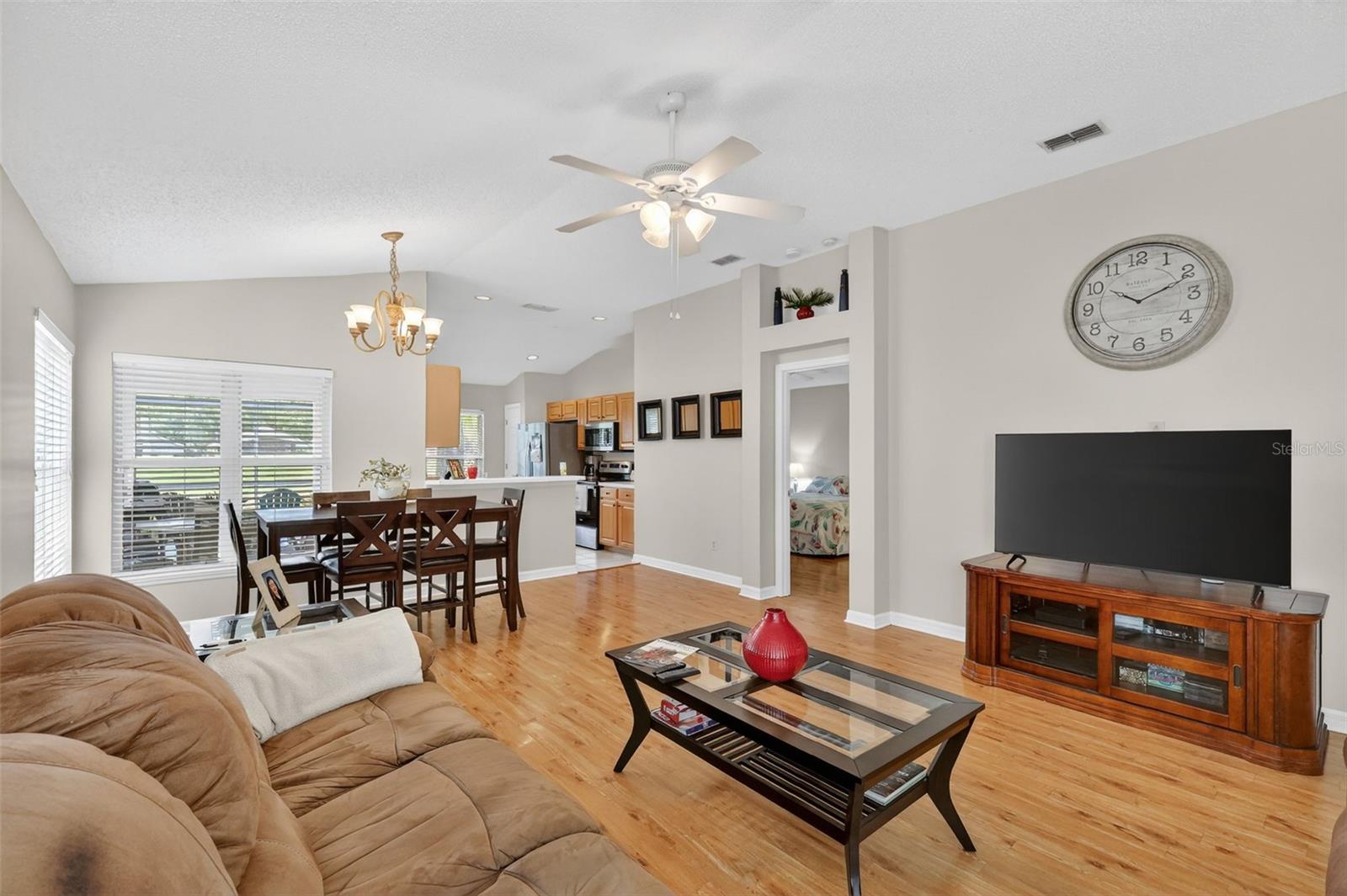 MOUNT DORA COUNTRY CLUB MOUNT DORA PH 02-1 - Residential