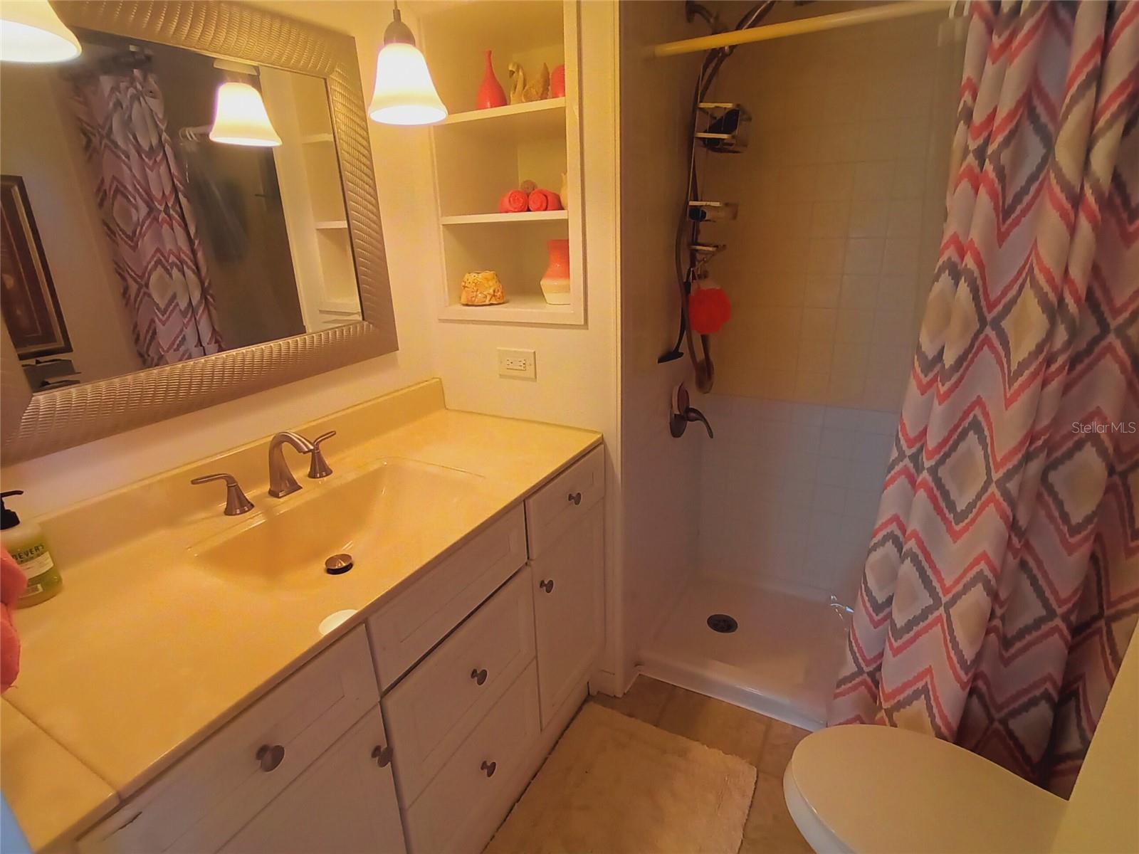 TRI-PAR ESTATES - Residential