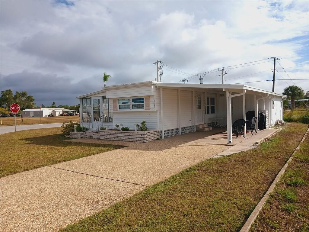 Photo of 1580 Blind Brook Drive, Sarasota, FL 34234 (MLS # A4678297)