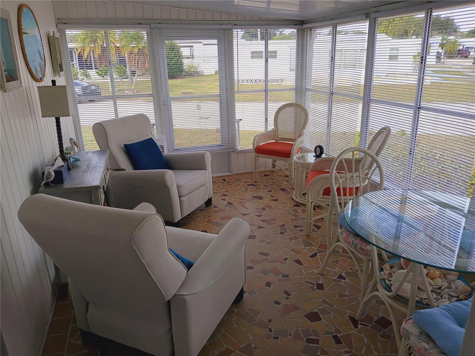 TRI-PAR ESTATES - Residential