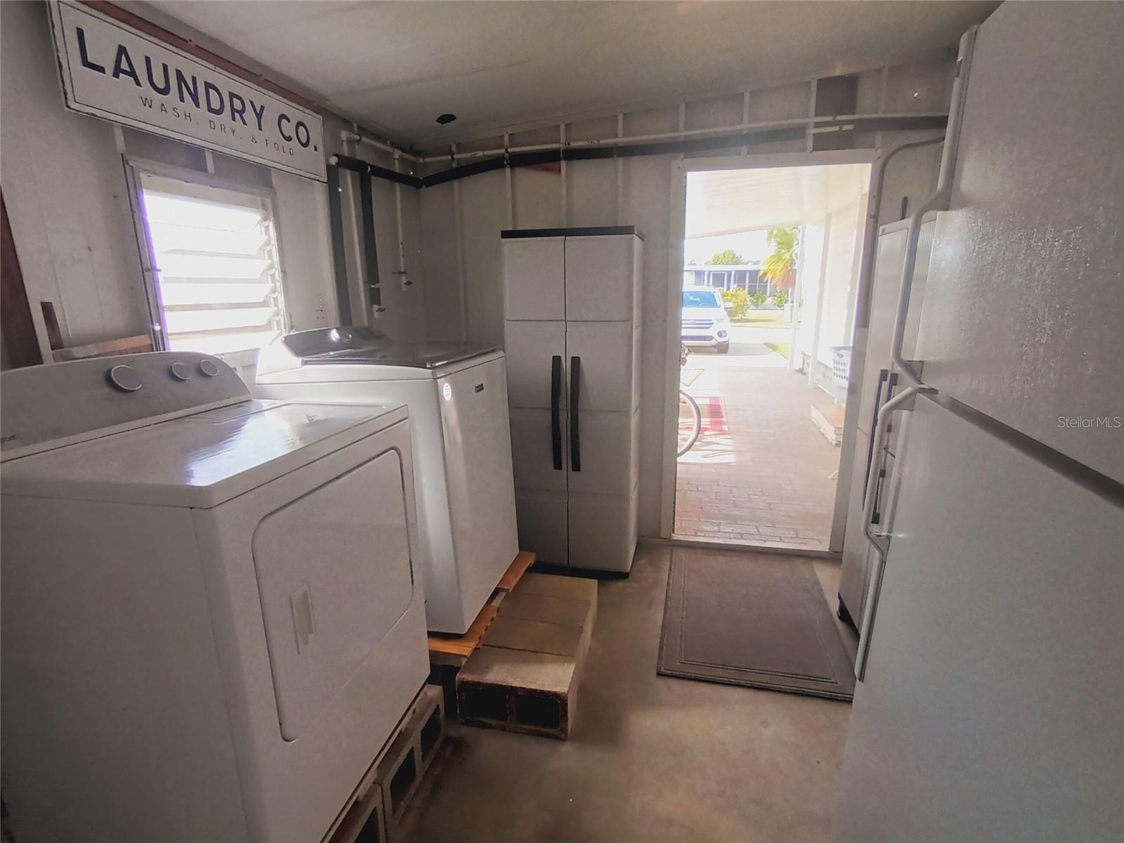 TRI-PAR ESTATES - Residential