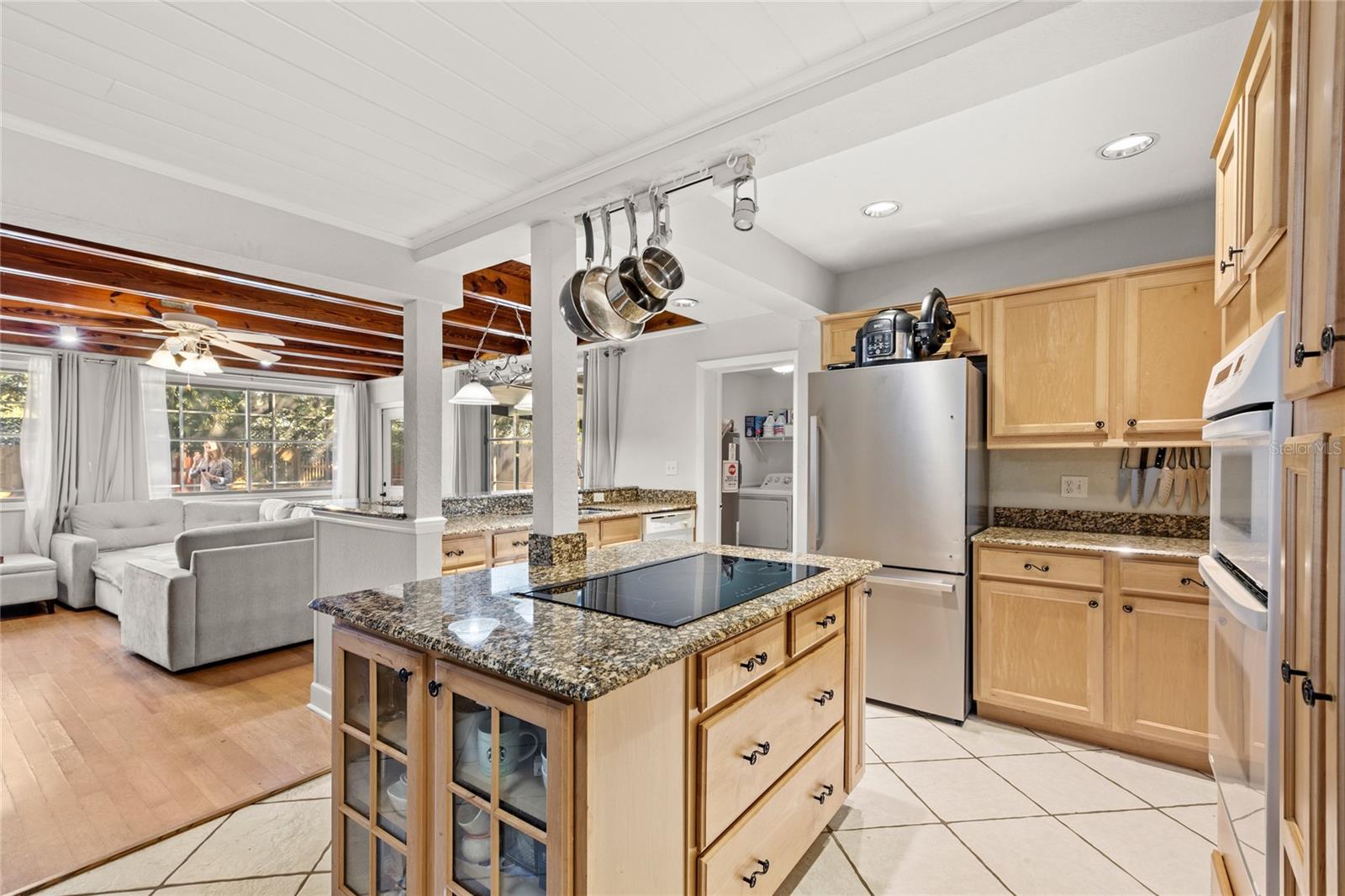 LAKE SILVER SHORES - Residential