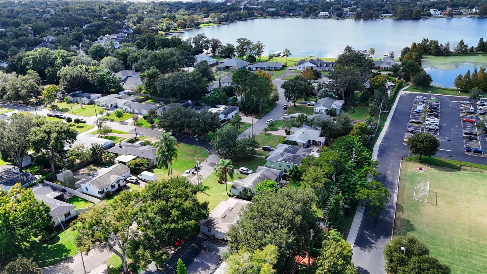 LAKE SILVER SHORES - Residential