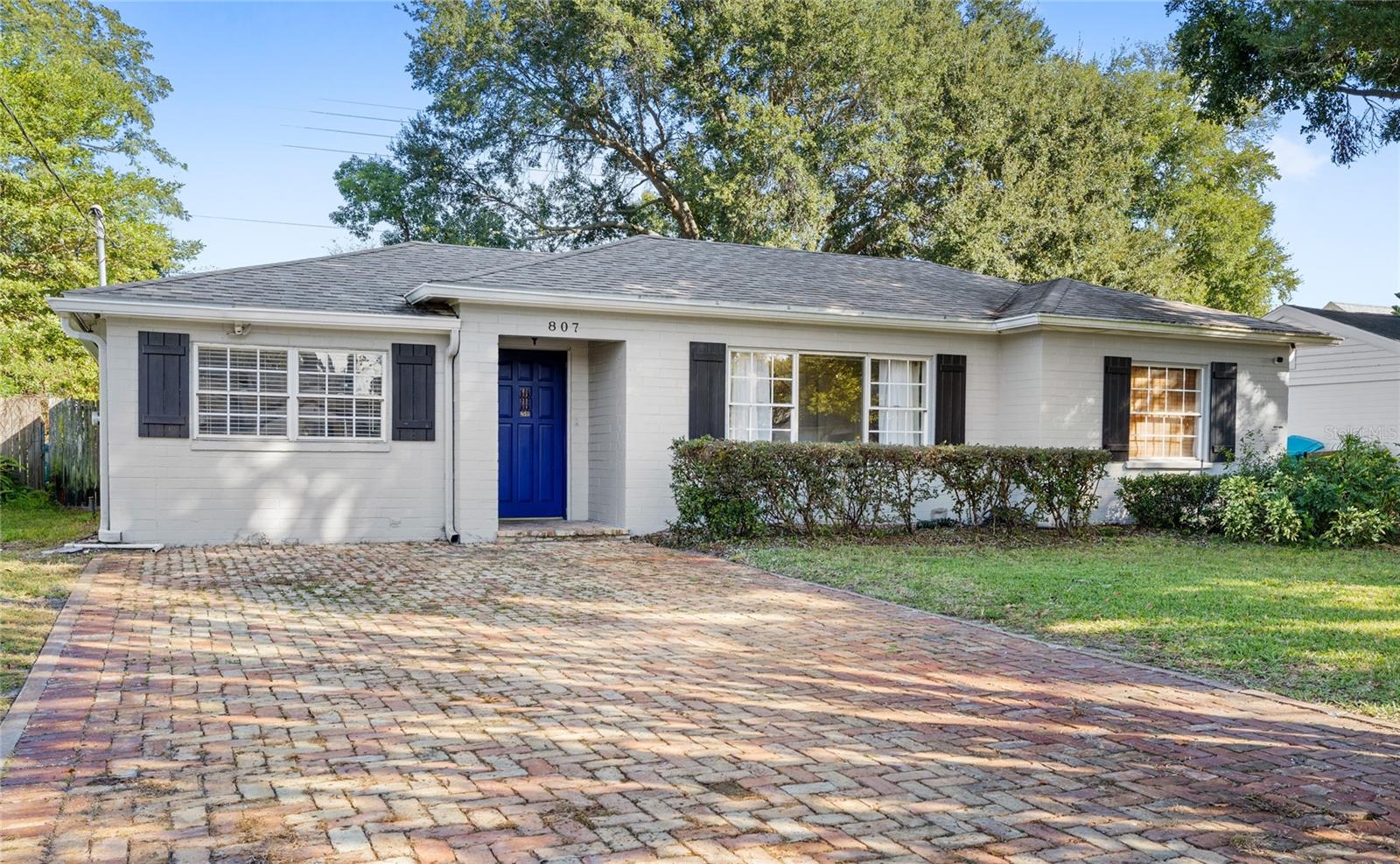 LAKE SILVER SHORES - Residential