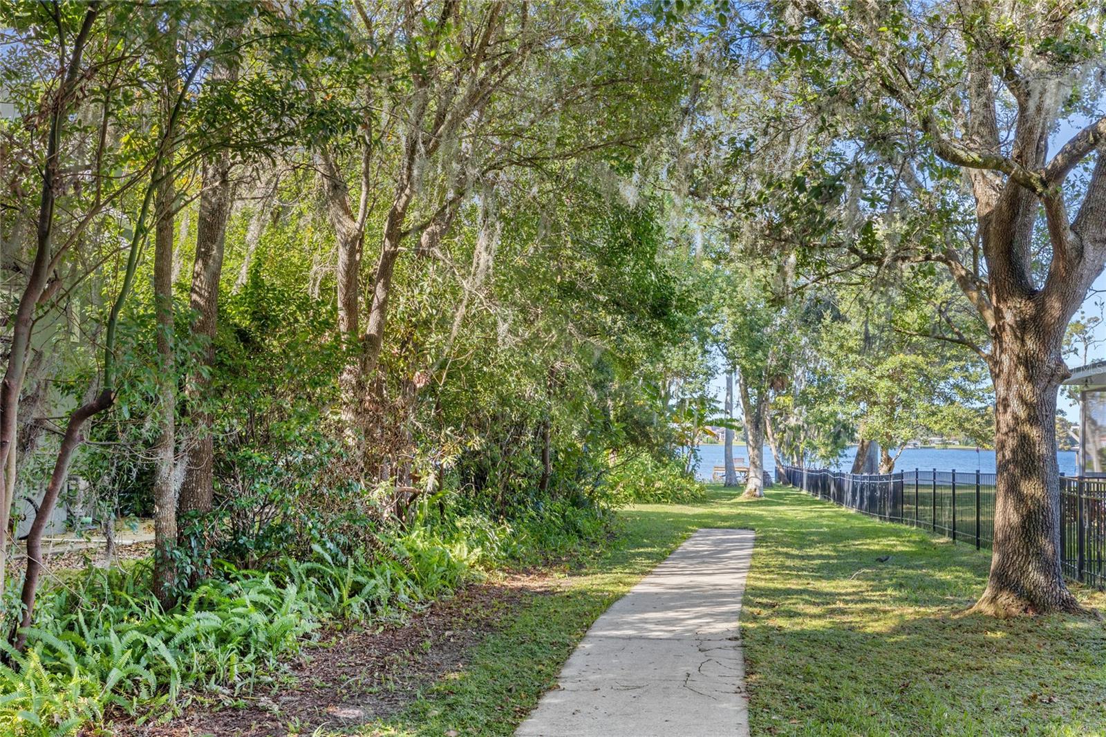 LAKE SILVER SHORES - Residential