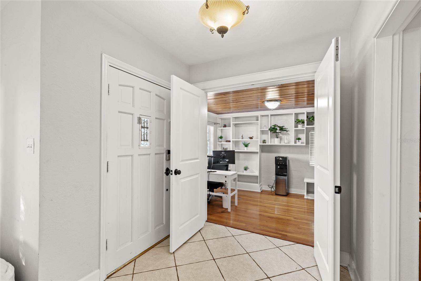 LAKE SILVER SHORES - Residential