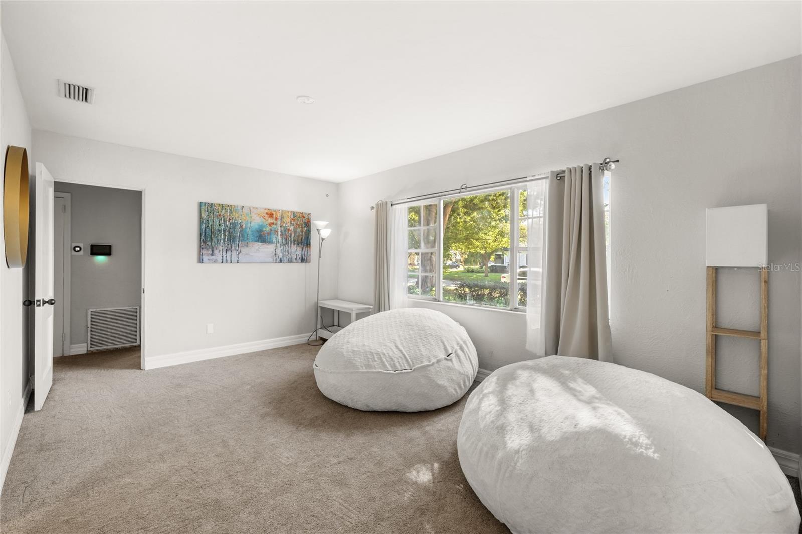 LAKE SILVER SHORES - Residential