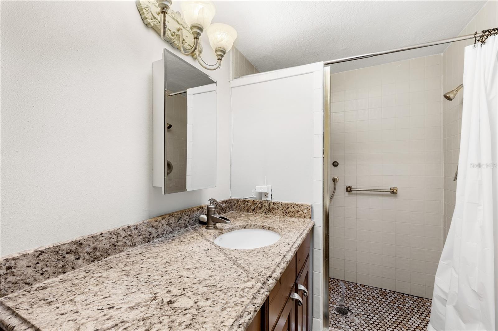 LAKE SILVER SHORES - Residential