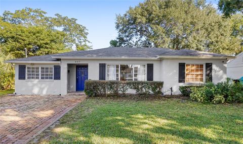 Photo of 807 Silver Drive, Orlando, FL 32804 (MLS # O6357681)