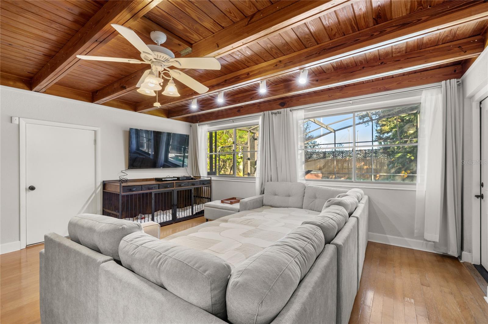 LAKE SILVER SHORES - Residential