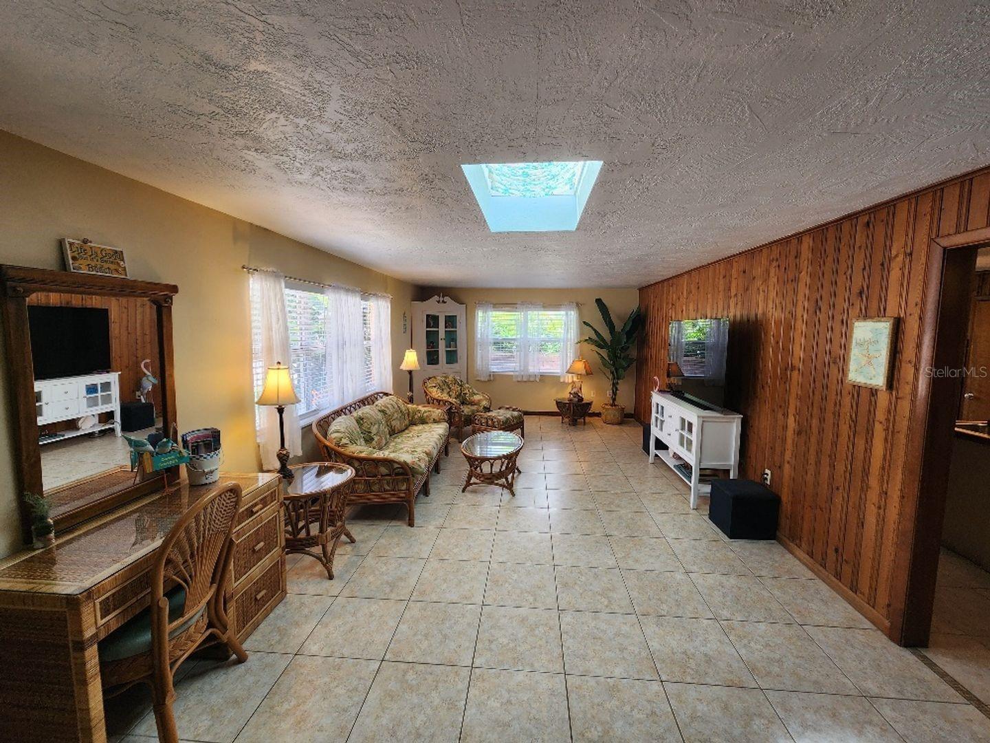 NEW SMYRNA BEACH - Residential Lease