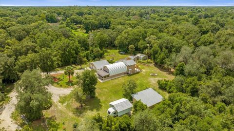 A home in DELAND