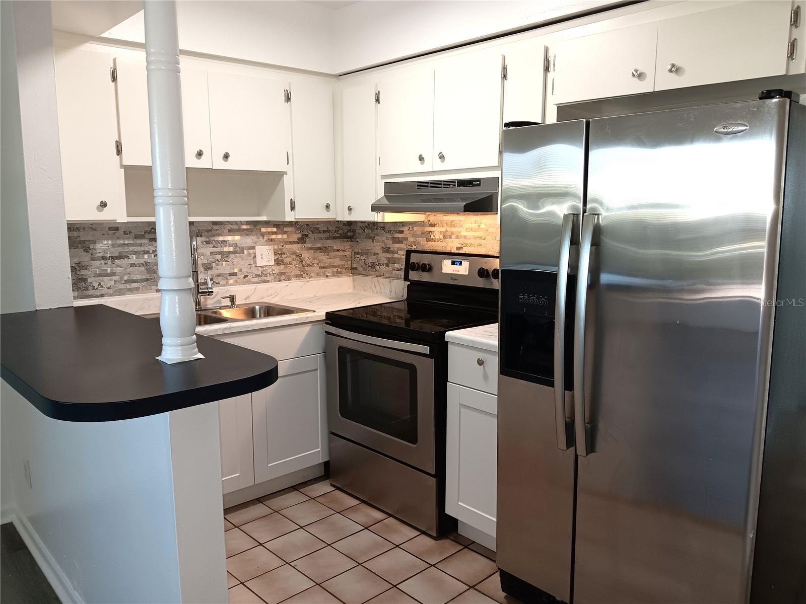 NORTH ST PETERSBURG - Residential Lease