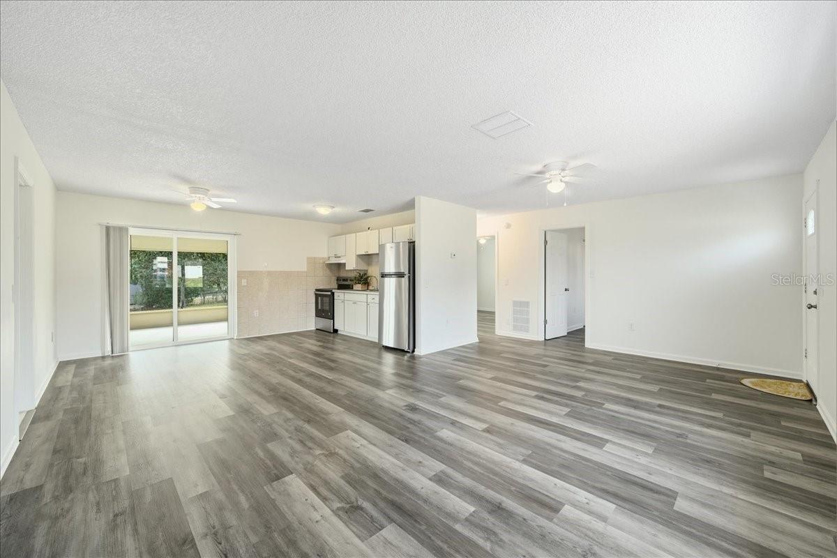 SPRING HILL - Residential