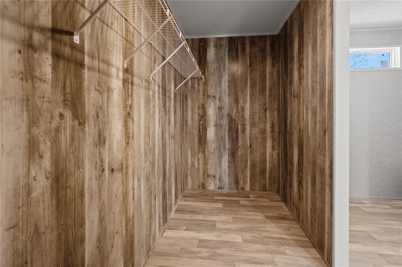 UNIVERSITY ESTATES - Residential