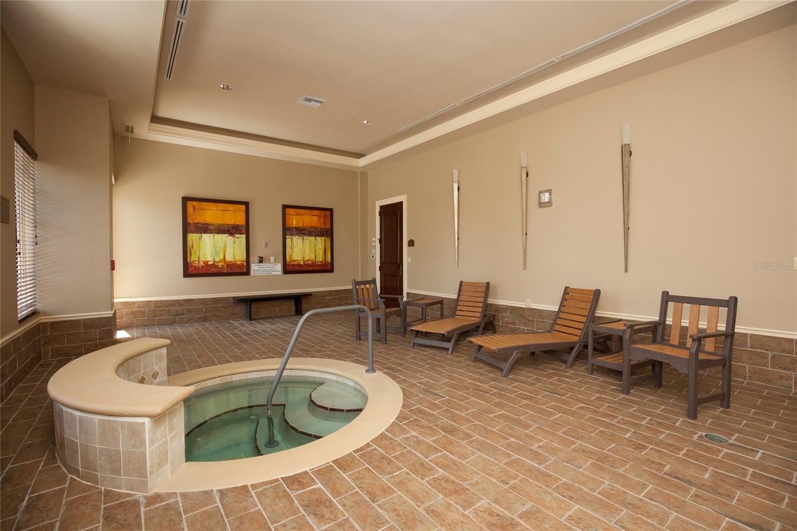 HAMMOCK DUNES - Residential