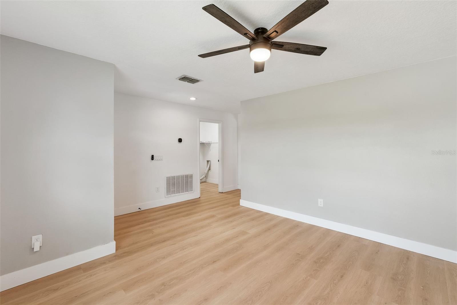 OAK LEVEL HEIGHTS - Residential Lease