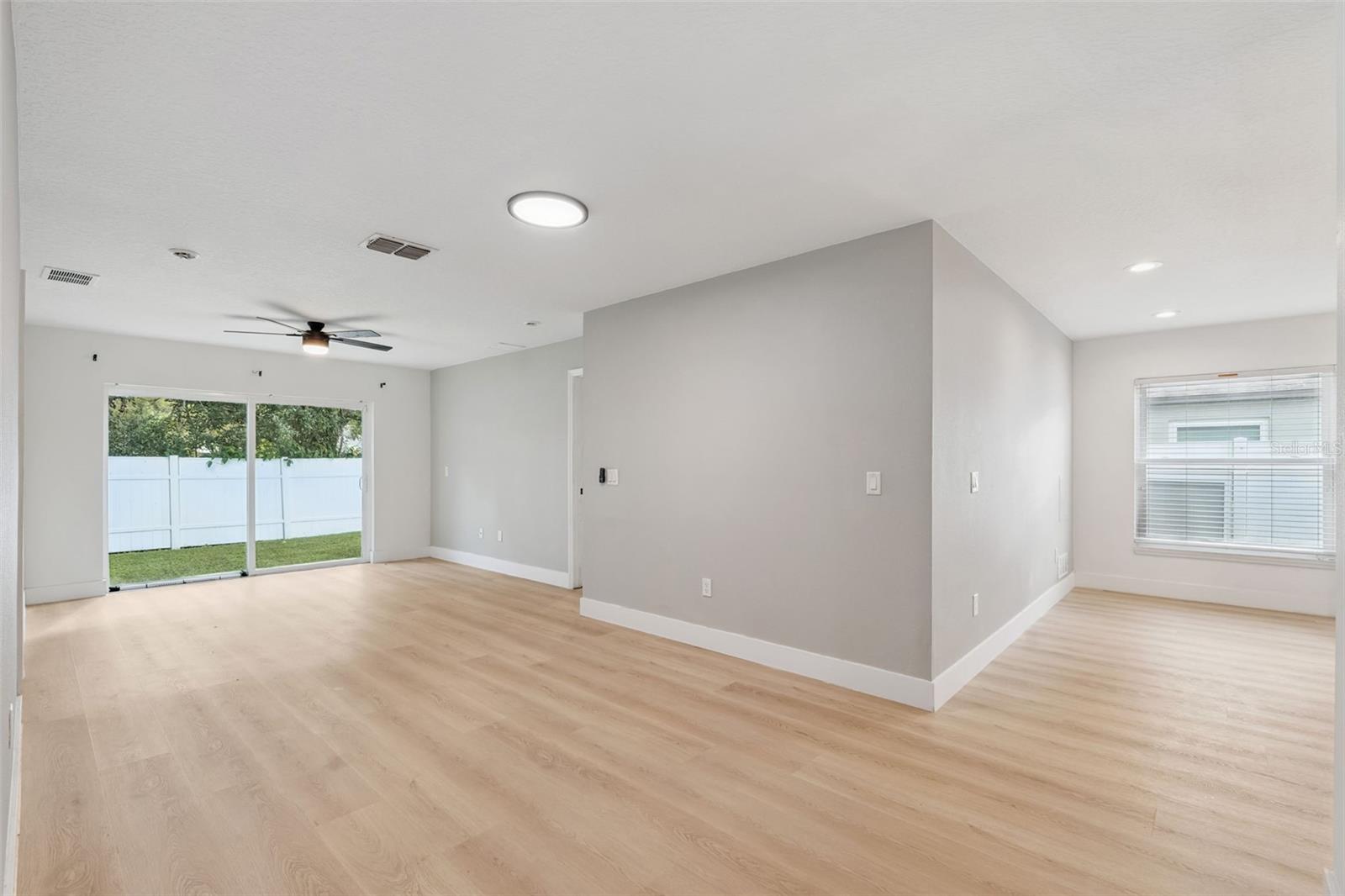OAK LEVEL HEIGHTS - Residential Lease