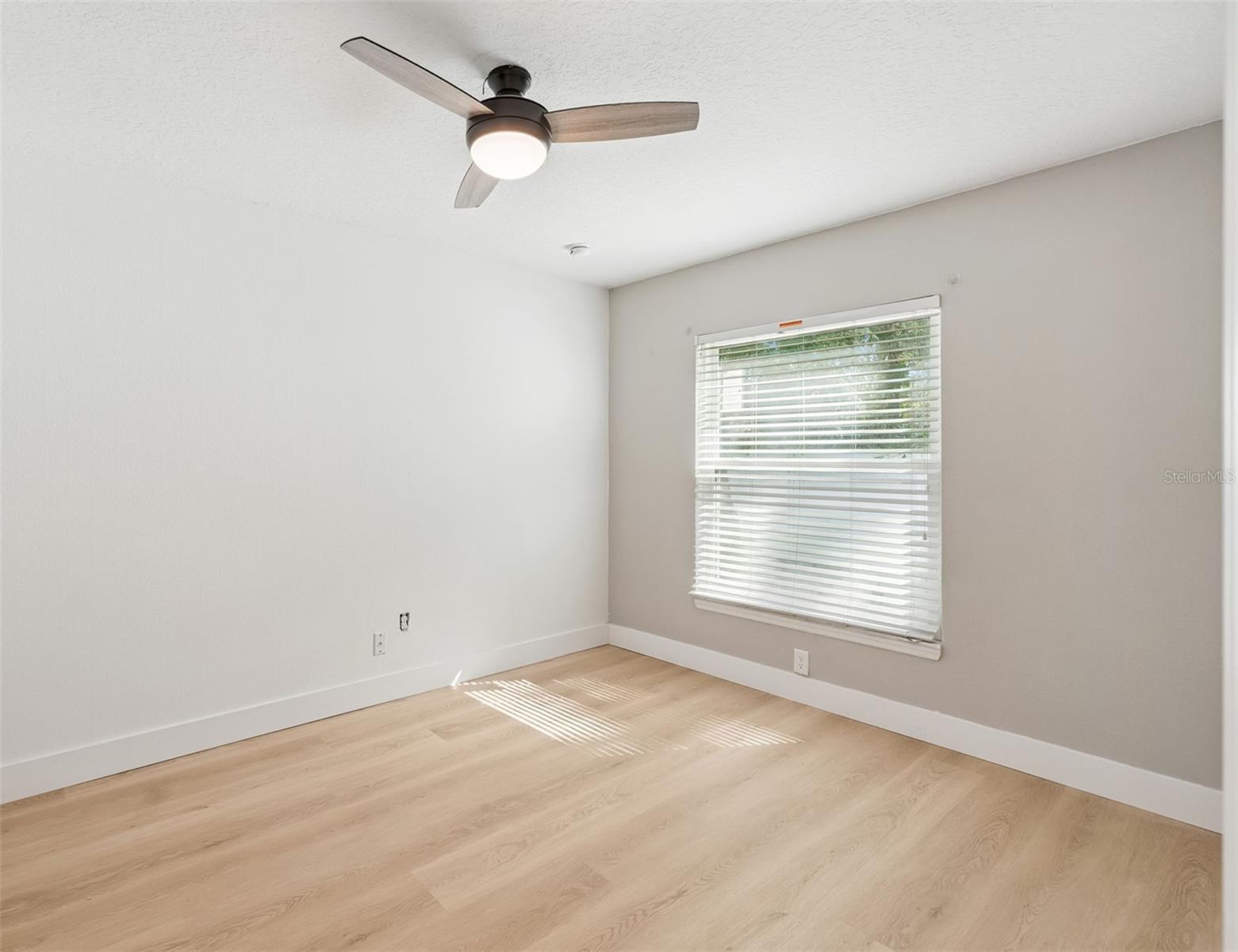 OAK LEVEL HEIGHTS - Residential Lease