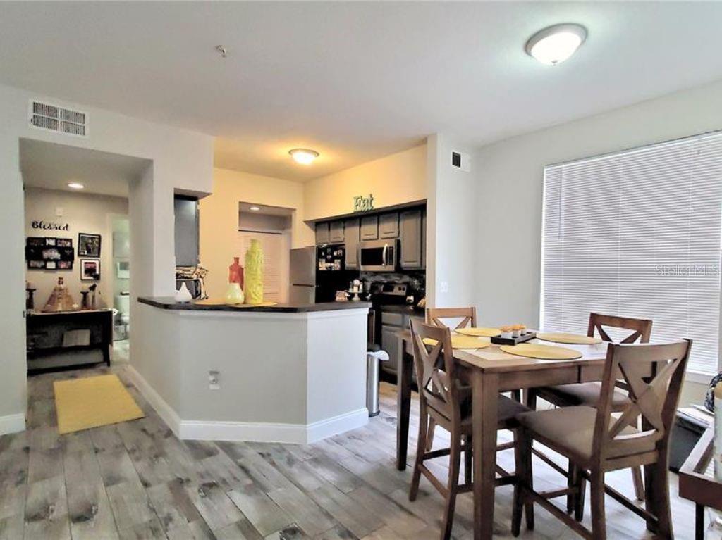 FOUNTAINS/METRO WEST CONDO - Residential