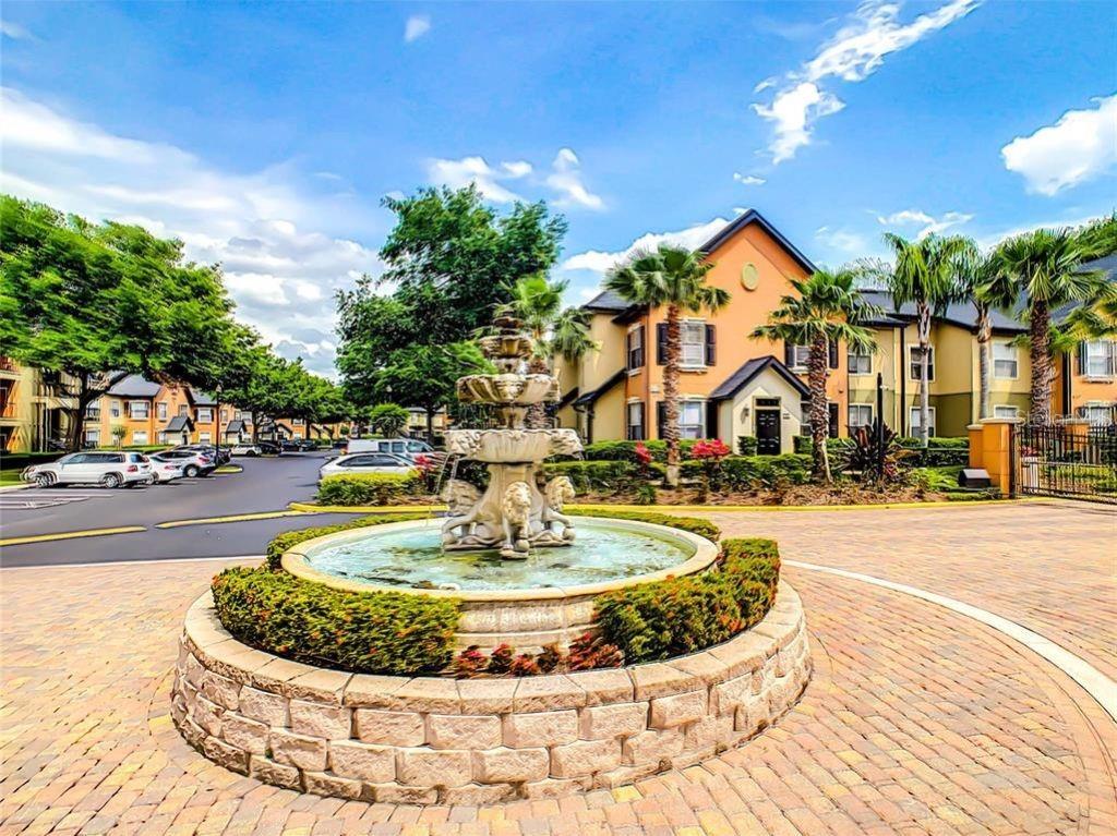 FOUNTAINS/METRO WEST CONDO - Residential