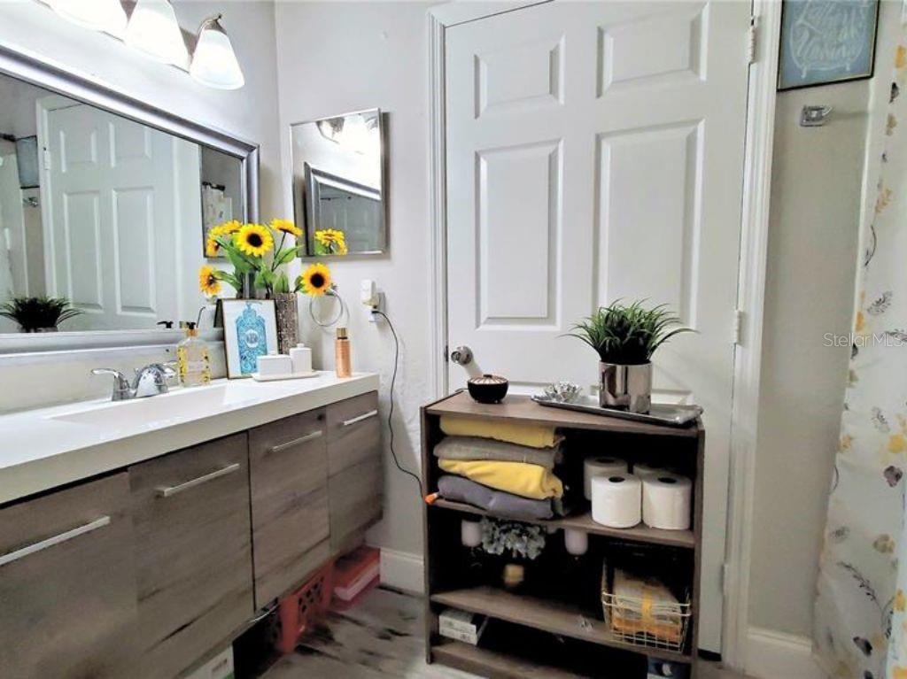 FOUNTAINS/METRO WEST CONDO - Residential