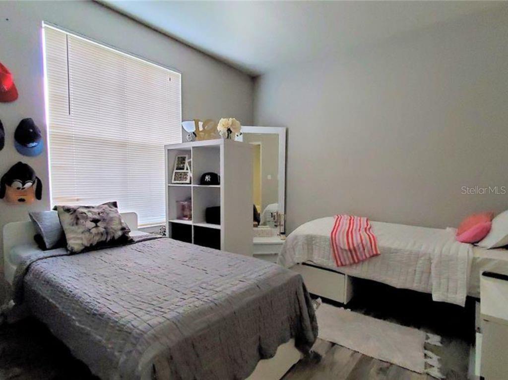 FOUNTAINS/METRO WEST CONDO - Residential